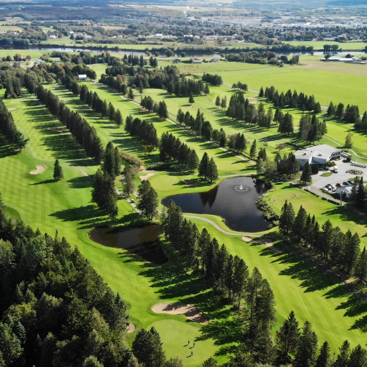 Découvrez en images le Club de golf de SainteMarie